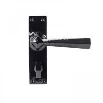 Wardlo deurkruk op schild 148x39mm WC57 smeedijzer zwart