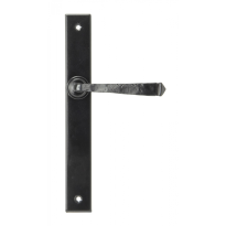 Wardlo deurkruk op schild 242x32mm smeedijzer zwart